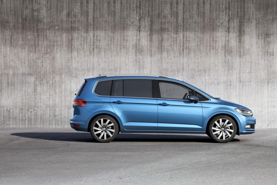  Volkswagen Touran 2015 года  (фото 5 из 26)